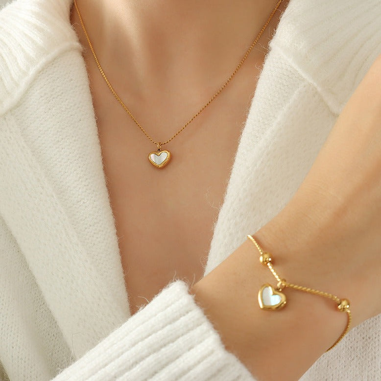 Heart Pendant Bracelet