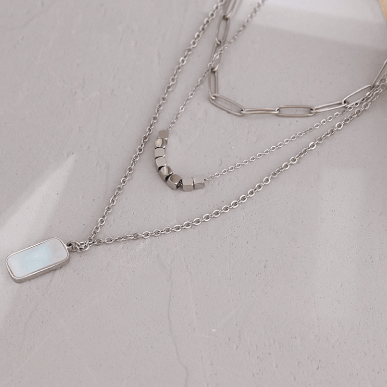 Outlined Pendant Necklace